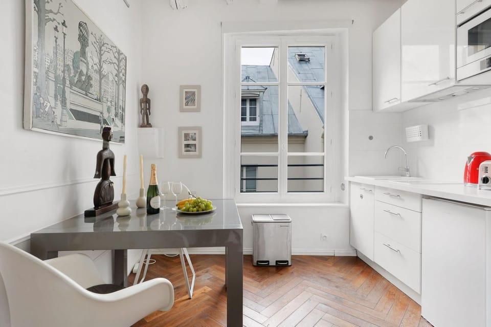 Suite Agathe Central Châtelet Apartment in Paris