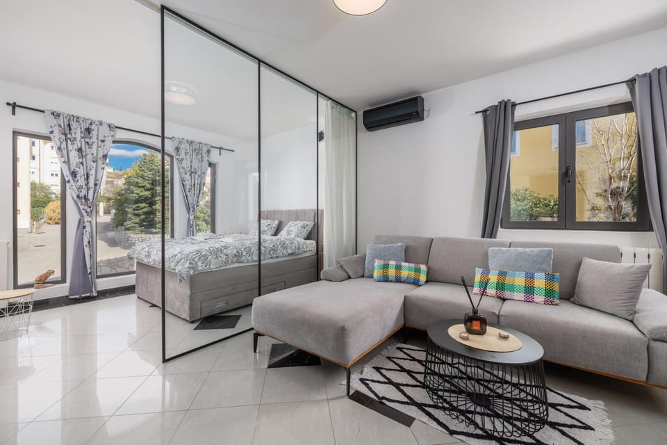 Living room, Bedroom