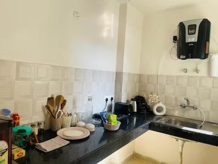 Lavish Flat in Ghaziabad Apartment in Uttar Pradesh