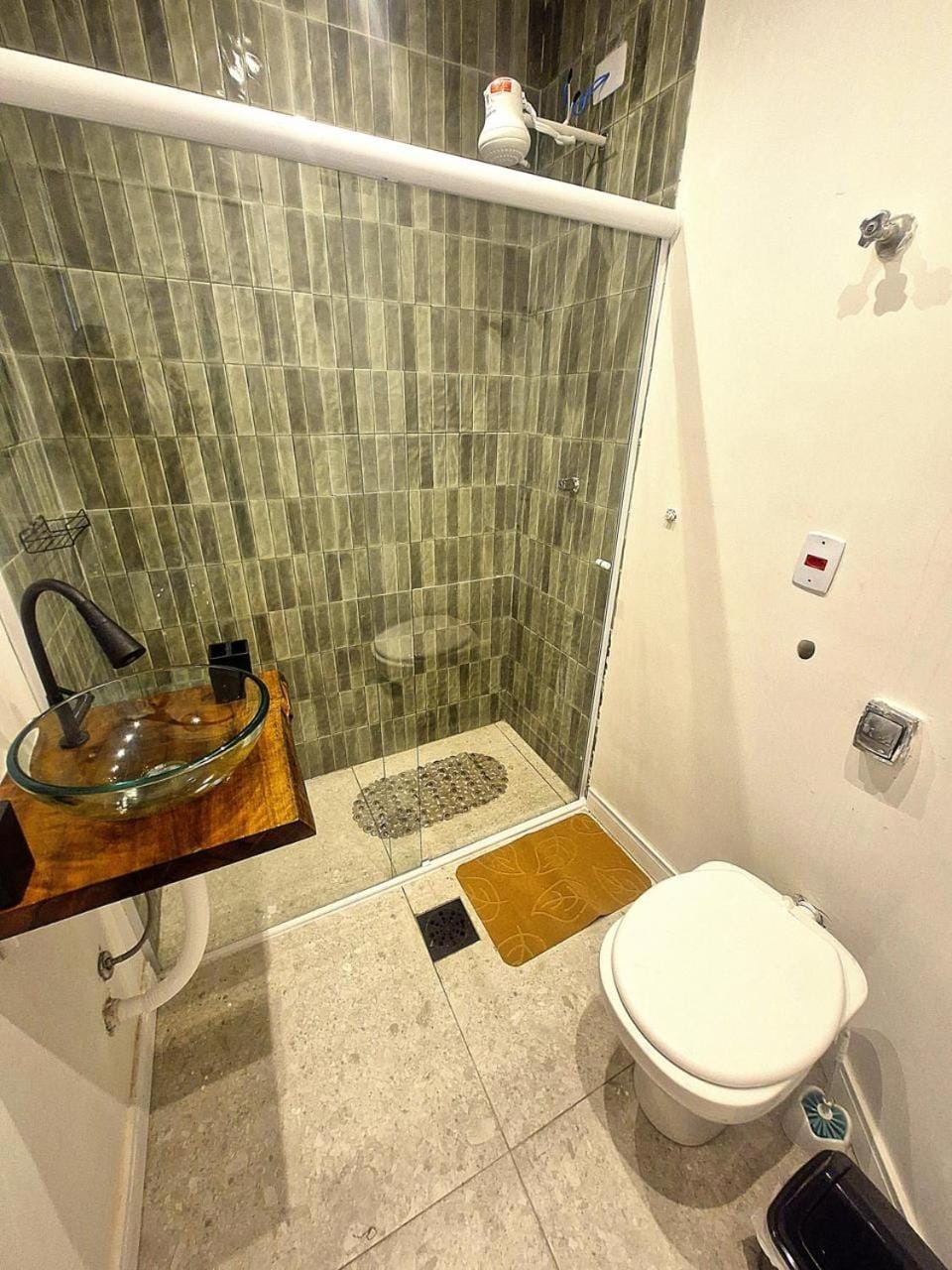 Apartamento 1 quadra da Praia no Boqueirão Apartment in State of São Paulo