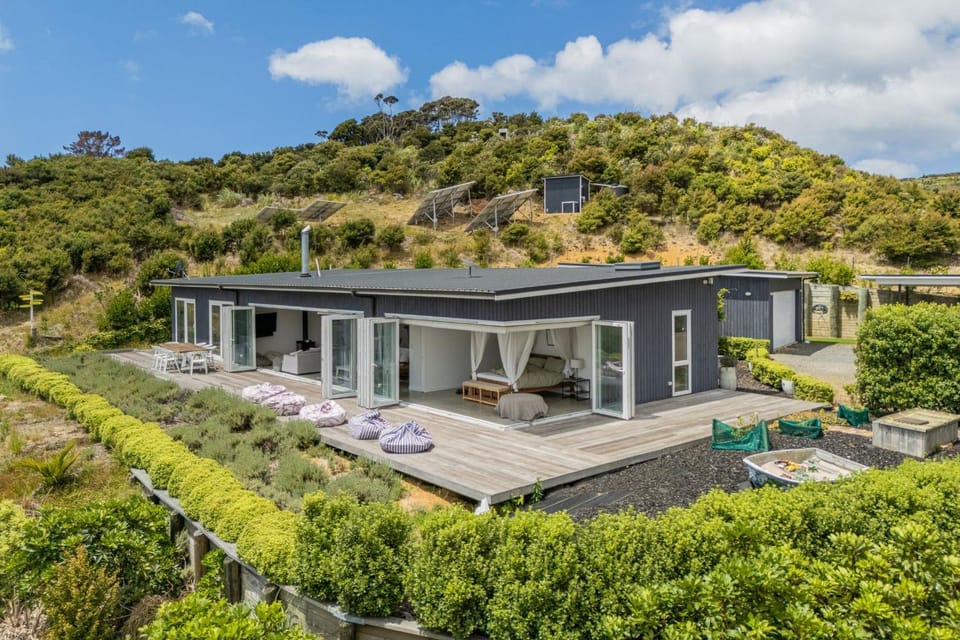 Property building, Patio, Natural landscape, Mountain view
