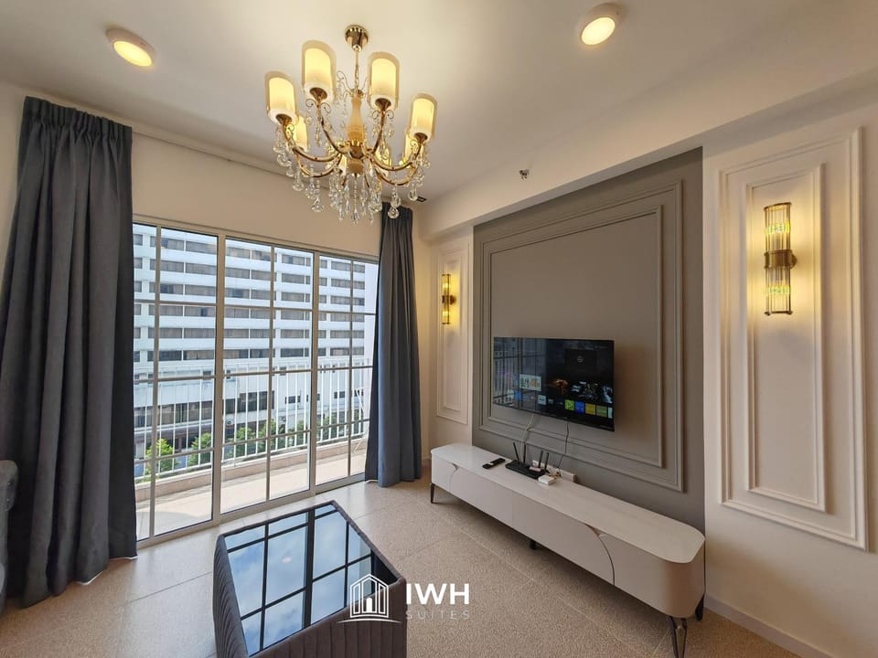TV and multimedia, Living room, Photo of the whole room, Seating area