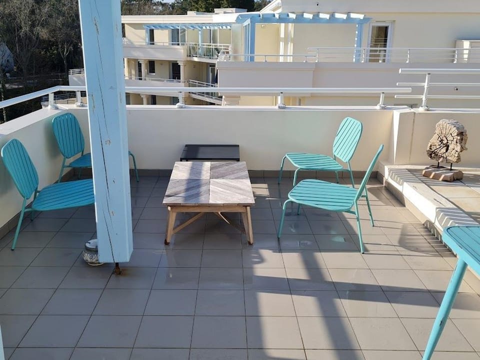 Charmant appartement avec grande terrasse à La Baule - FR-1-306-1326 Apartment in Pornichet