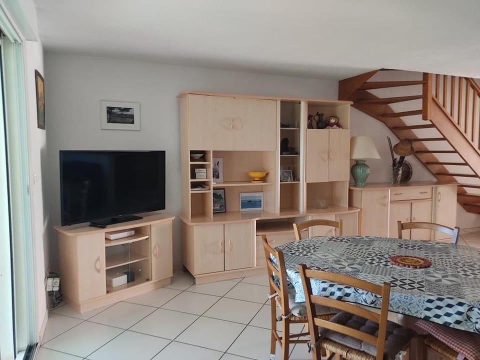 Villa T4 Gruissan avec Vue Mer, Climatisée, 80m2, Plage à 50m, 6 Pers. - FR-1-796-100 Villa in Gruissan