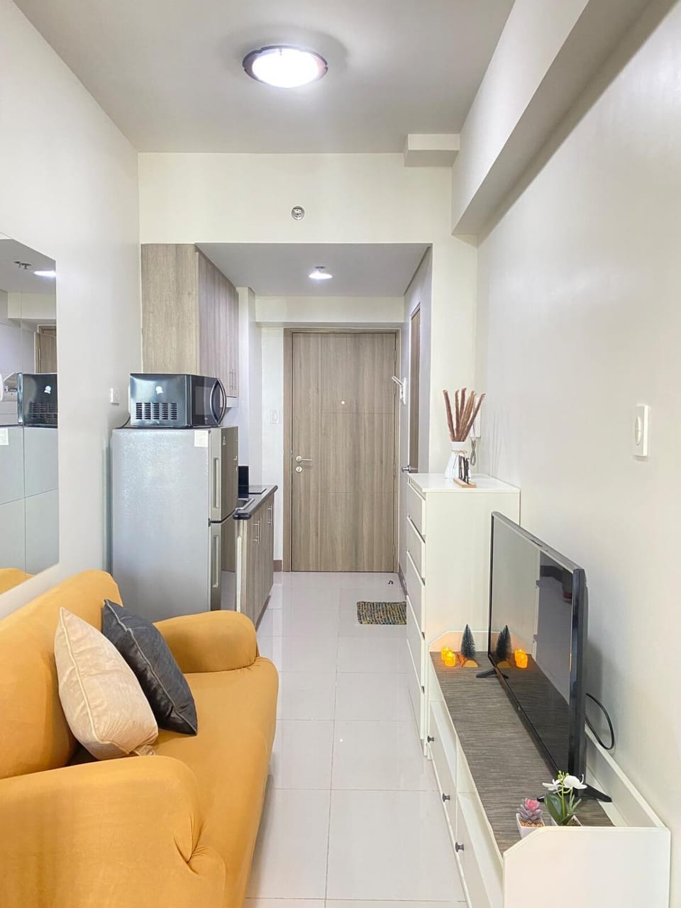 1BR Cozy Minimalist Unit near MOA or Manila Bay Apartment in Pasay
