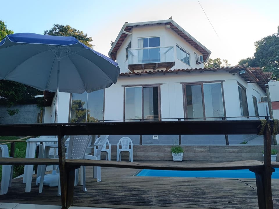 Mansão espaçosa vista mar e reserva, ar, piscina, lounge, salão festas, churrasqueira, jogos, jardim 800m2 House in Saquarema