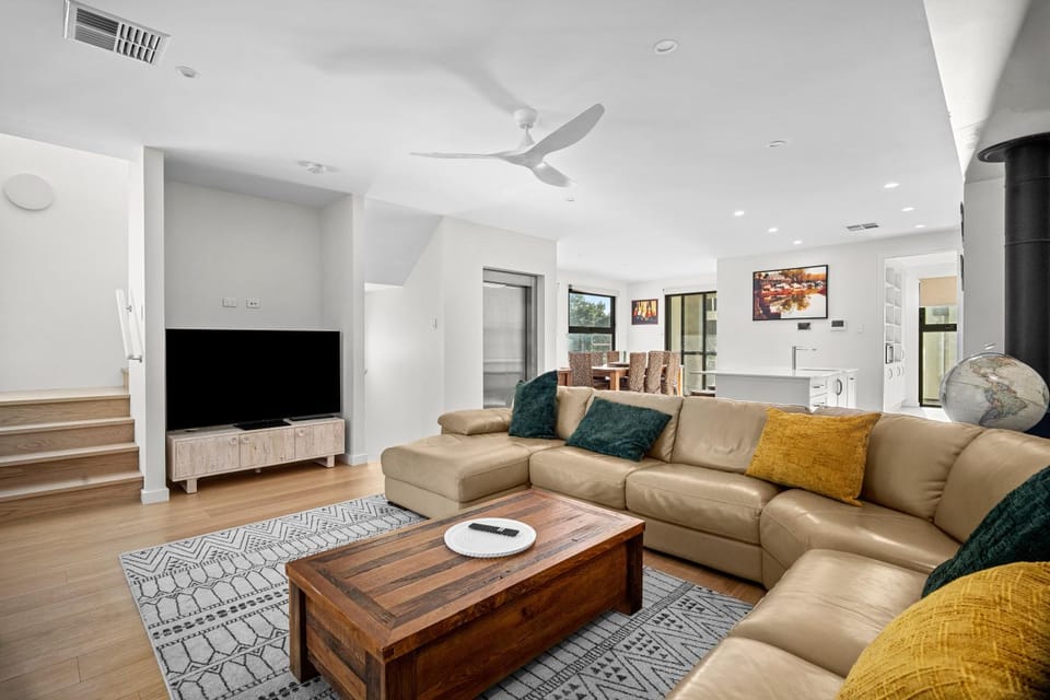TV and multimedia, Living room