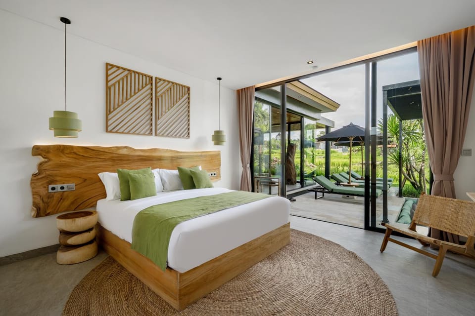 Bed, View (from property/room), Bedroom