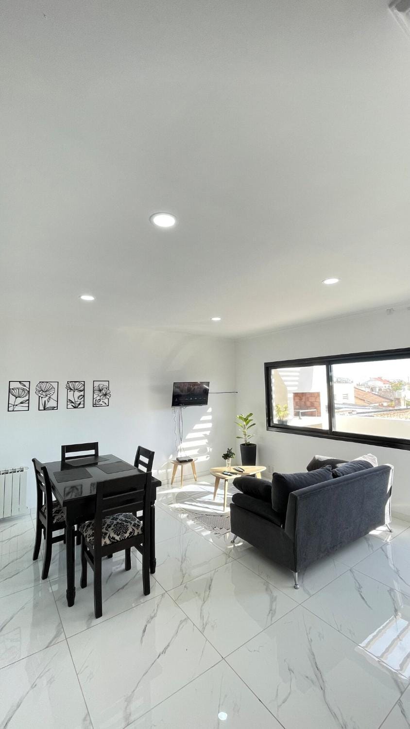 TV and multimedia, Dining area