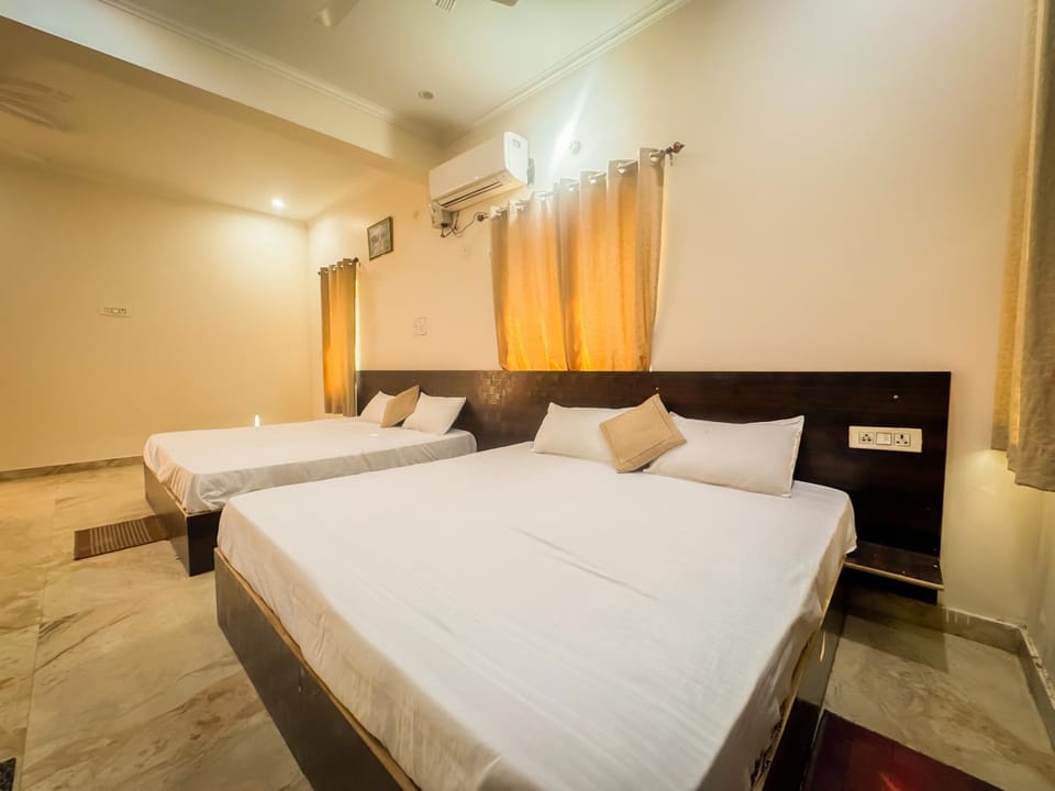 Bed, Bedroom, air conditioner