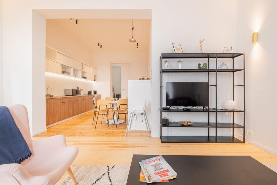 People, Living room, fireplace