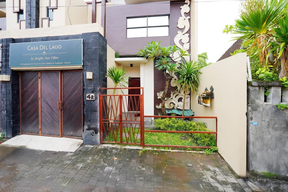 Property building, Day, Street view