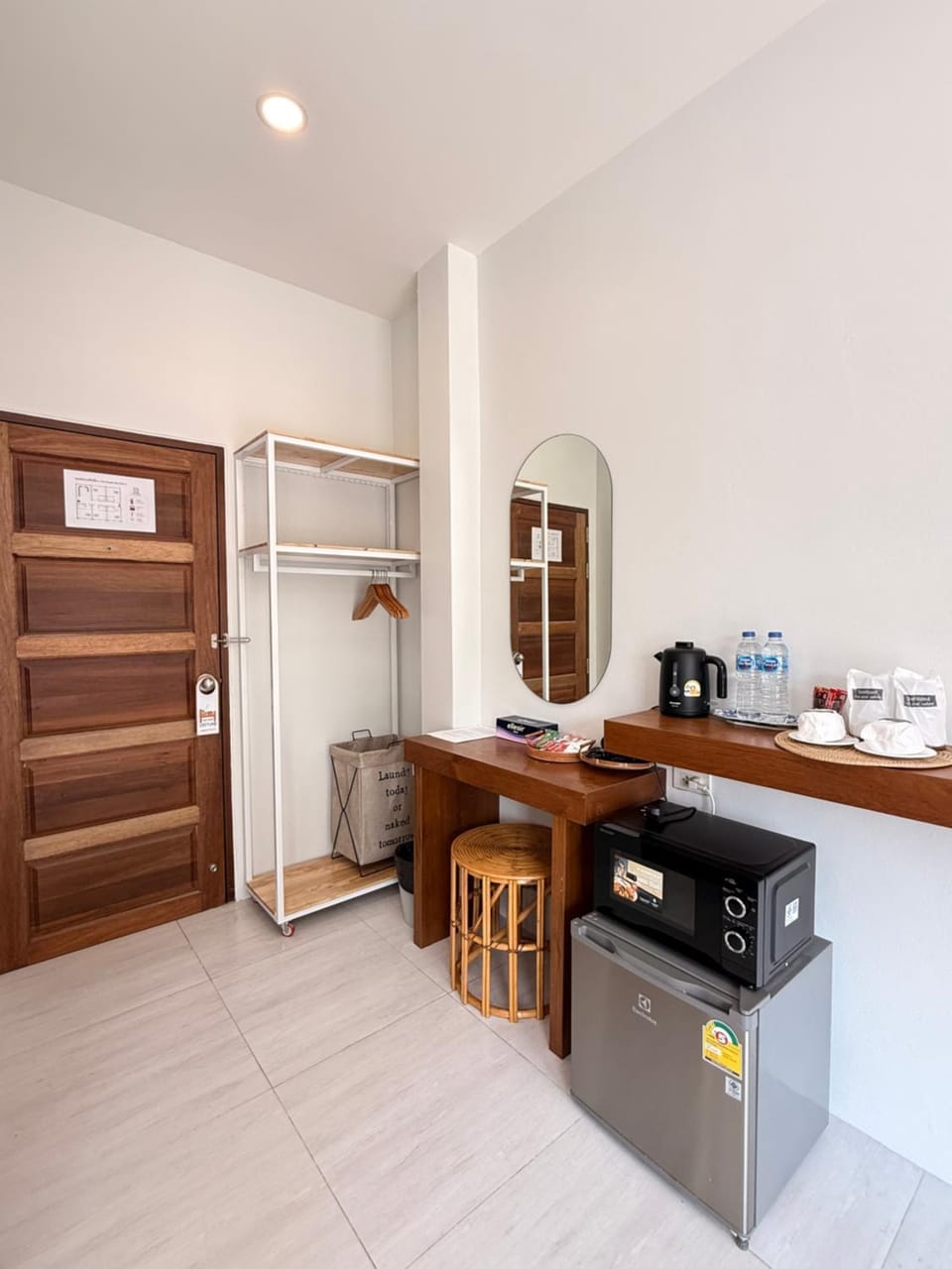 minibar, wardrobe