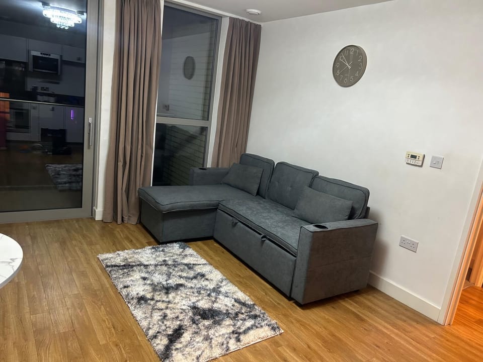 Central 1-Bed Apt for 4 Near Transport & Shops Apartment in London Borough of Lewisham