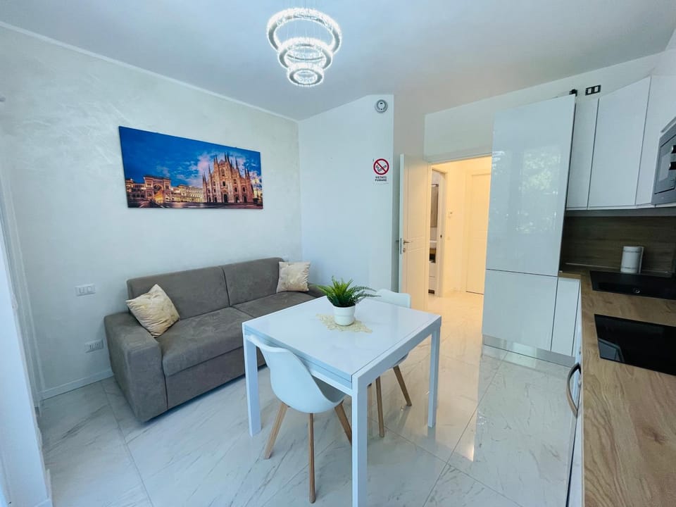 Aldoka Apartment in Milan