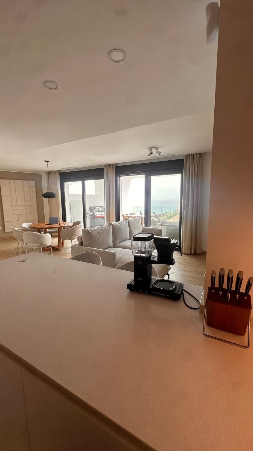Higueron Bay Residence Penthouse 3BR - Sea View Apartment in Fuengirola