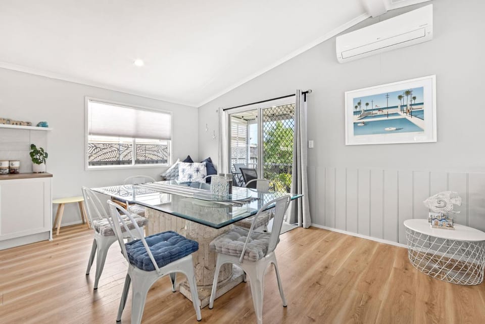 Yn Y Bae - Short Walk to Wowly Creek & Jervis Bay House in Callala Bay