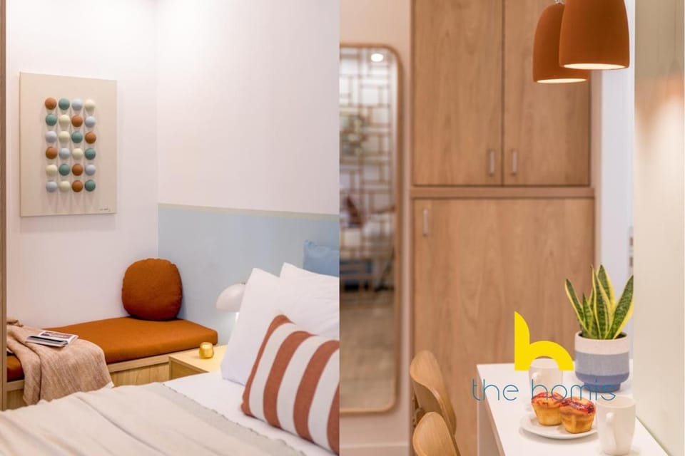 Stylish Love Nest W Balcony in Heart of Koukaki! Apartment in Athens