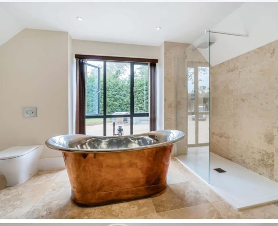 Bathroom, Bath