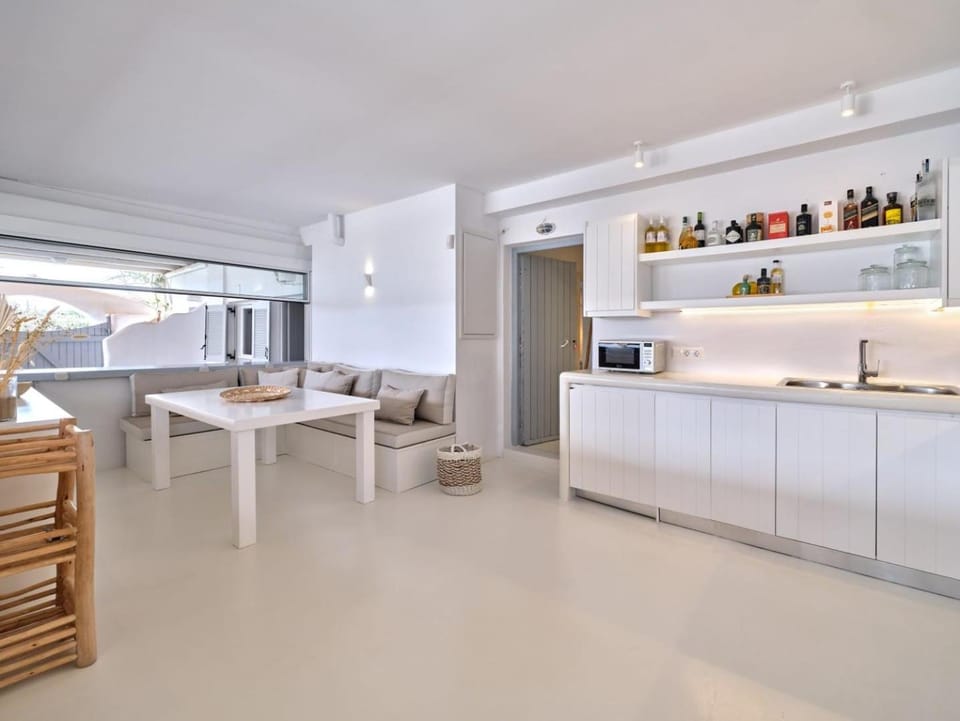 Communal kitchen