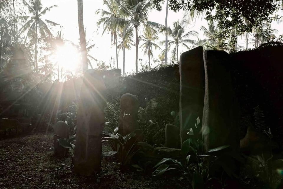 Modern Primitive Beach Villa, West Bali Villa in Pekutatan