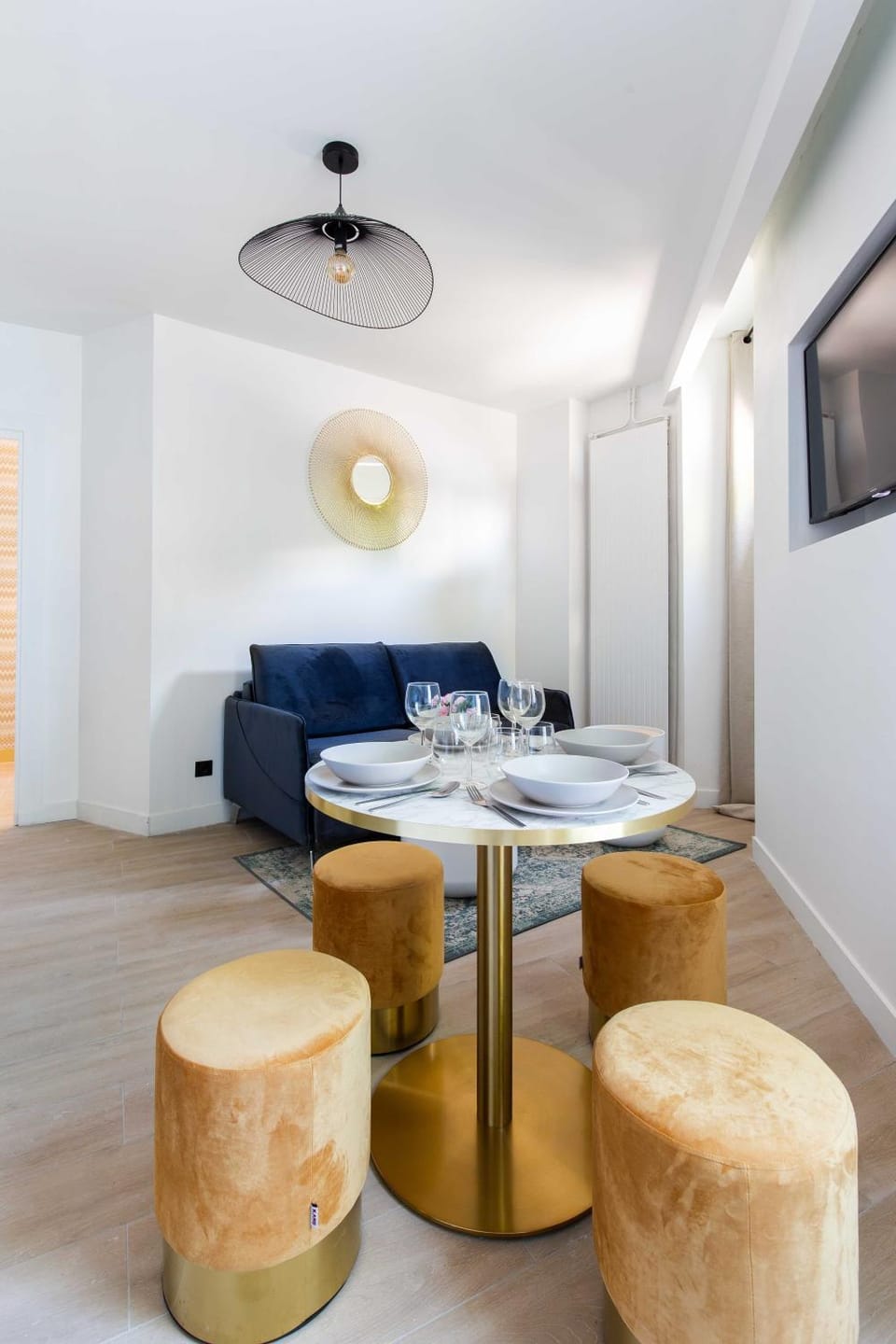 Living room, Dining area
