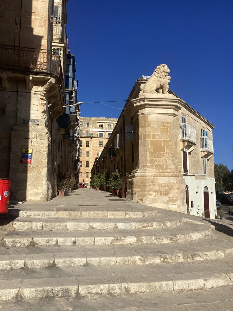 Day, Landmark view, Street view