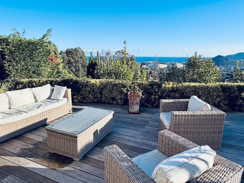 Villa les Amandines 110 m2 swimming pool, sea view air conditioning Villa in Mandelieu-La Napoule