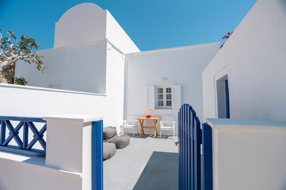 Coastal Escape - 2 min from Perissa Beach Apartment in Perissa