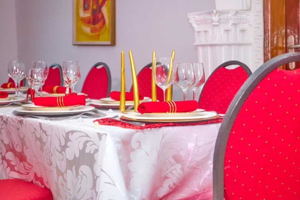 Appartements meublés à PK12 Ndoghem Apartment in Douala