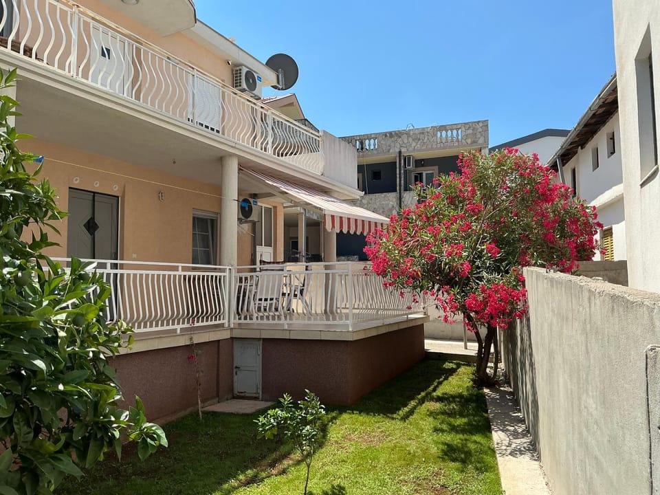 Apartment Dorada Apartment in Ulcinj Municipality
