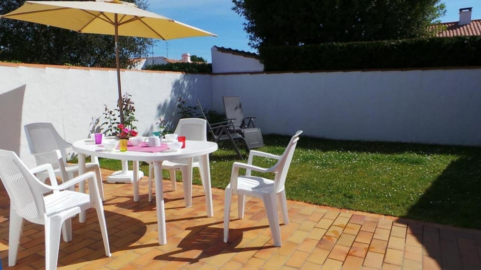 Garden, Dining area