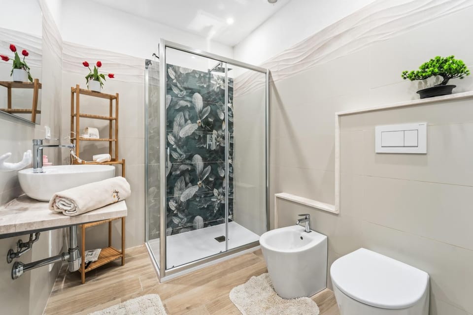Bathroom, Living room
