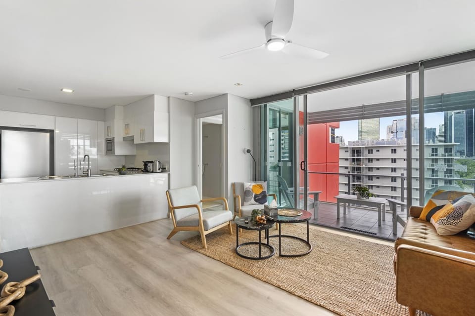 Central Apartment with Views Apartment in Brisbane City