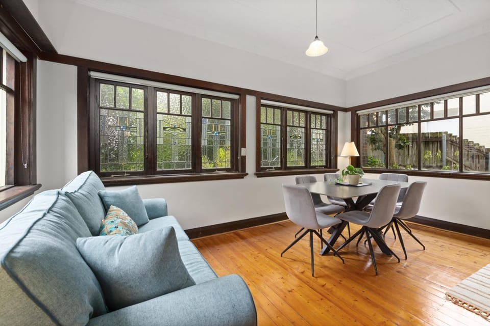 Relaxing Stay near Fairlight s Scenic Spots Apartment in Manly