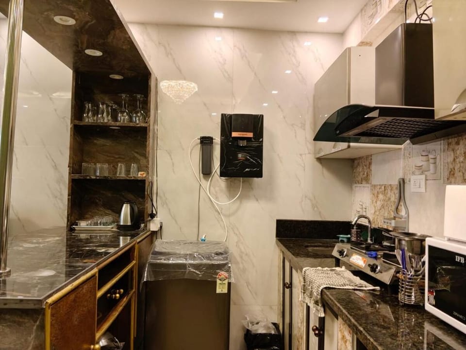 Whispers on the Wall, Candolim Apartment in Candolim