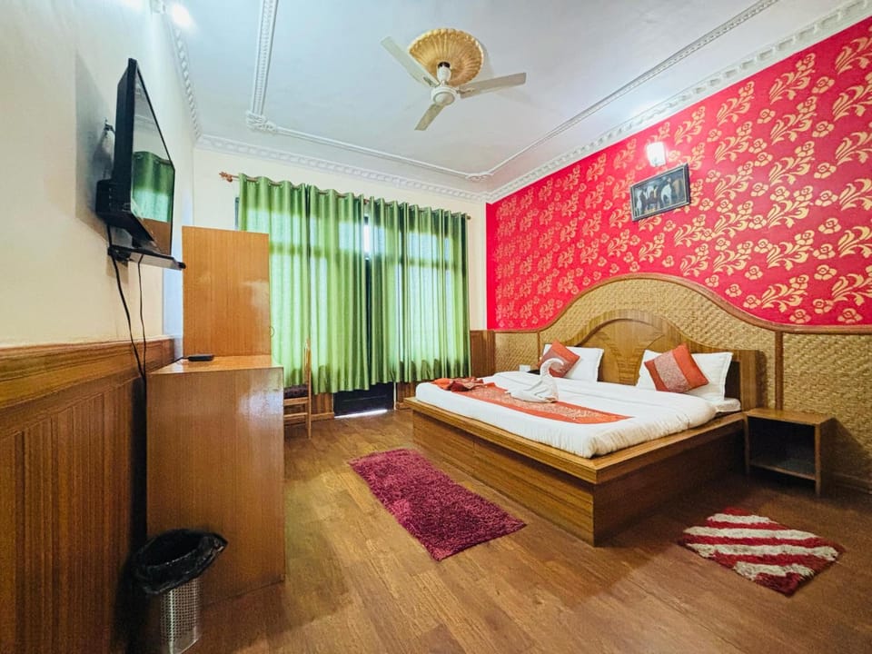 Hotel Sumit Hotel in Uttarakhand