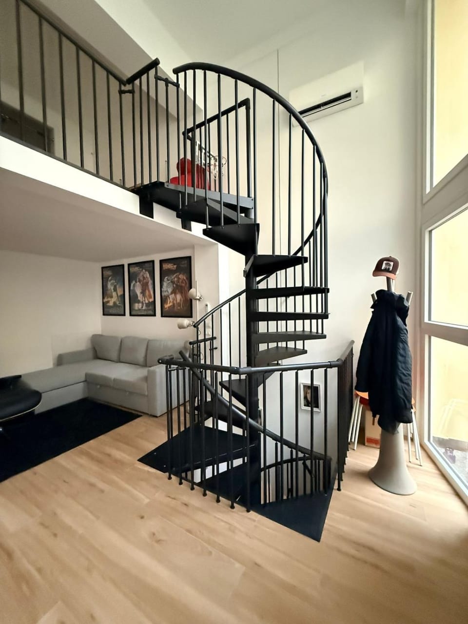 Loft con giardino privato a Milano Apartment in Milan