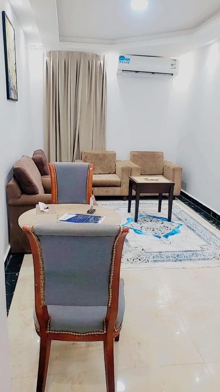 Living room, air conditioner