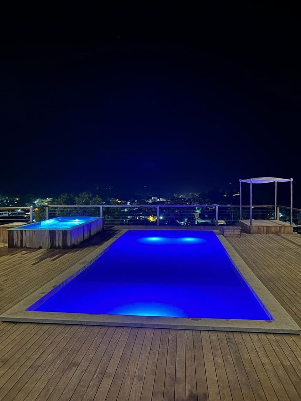Area and facilities, Swimming pool