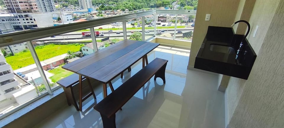 Balcony/Terrace, City view