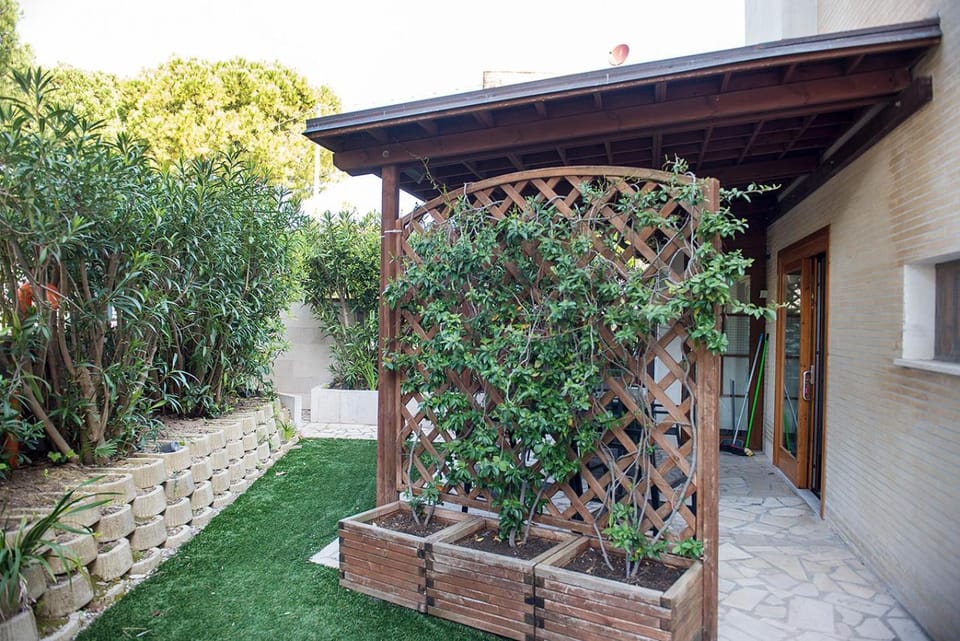 M225 - Marcelli, nuovo bilocale con giardino Apartment in Marcelli