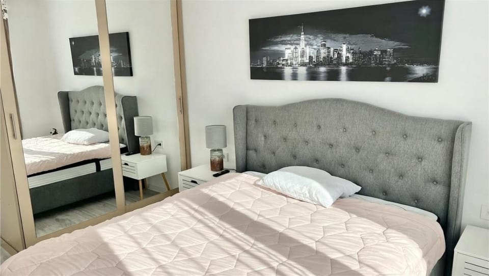 Cozy Exclusive Apartments at Kasper Coresi Mall Apartment in Brasov