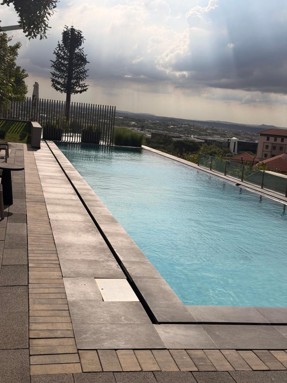 Riviera Château de Rêve - Phoenix's Gîte at Ellipse Waterfall, Midrand Apartment in Sandton