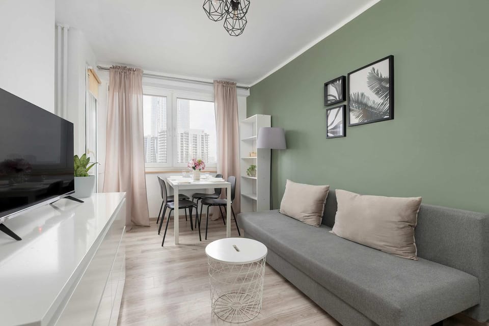 Communal lounge/ TV room, TV and multimedia, Living room, Seating area