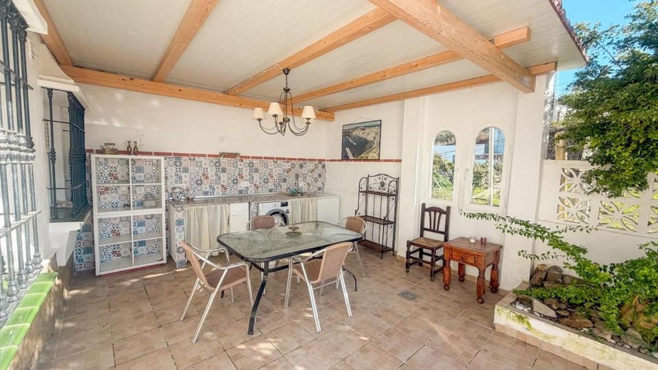 Balcony/Terrace, Dining area