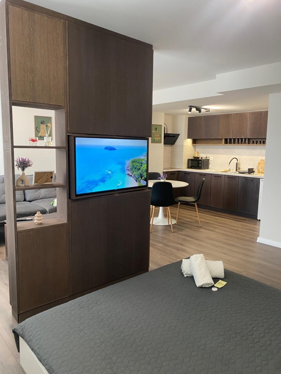 Photo of the whole room