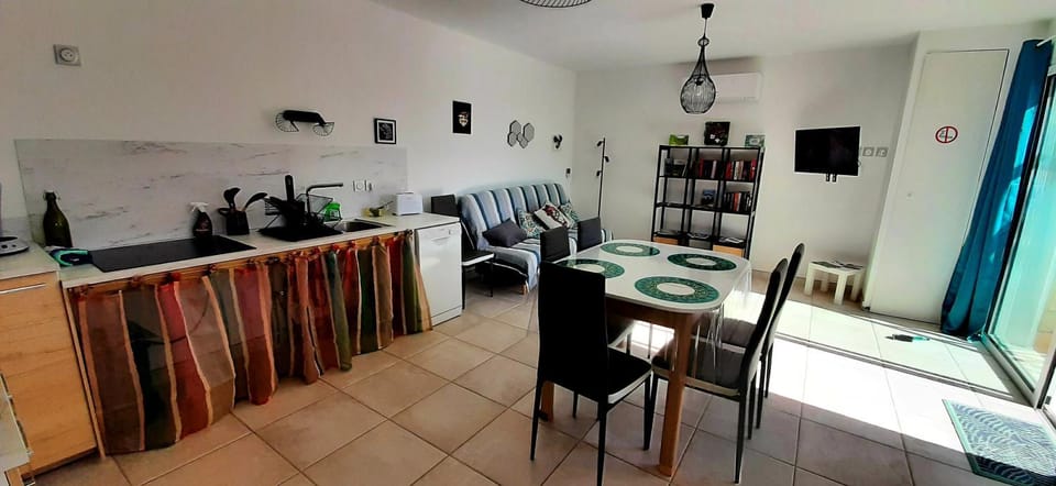 G BOBOLA Cigale et Fourmi House in Occitanie