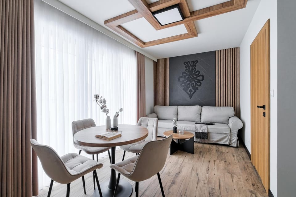 Living room, Seating area, Dining area