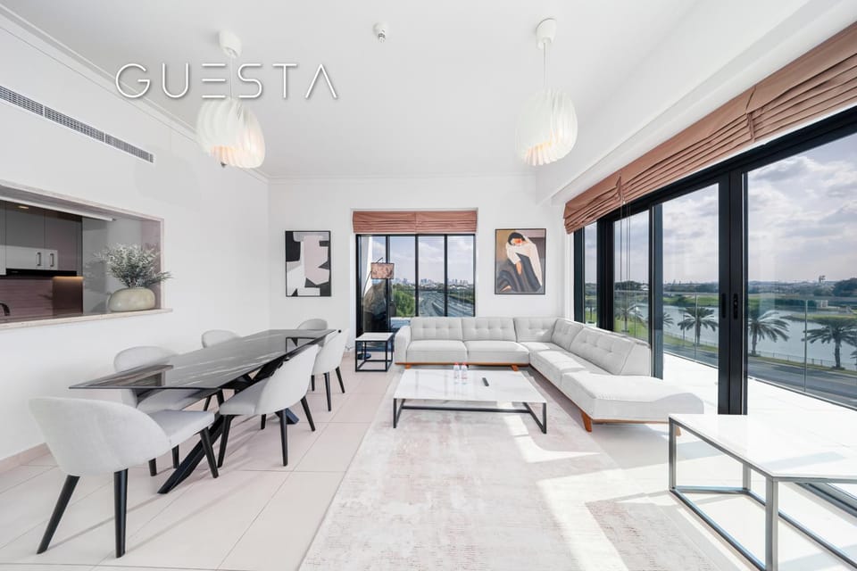 Day, View (from property/room), Living room, Seating area